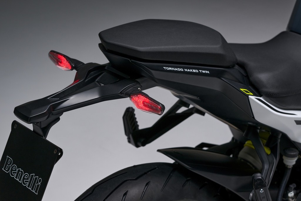 Benelli presenta la nuova Tornado Naked Twin 500